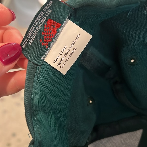 Like New original Jaguar Racing hat F1 - Picture 5 of 7